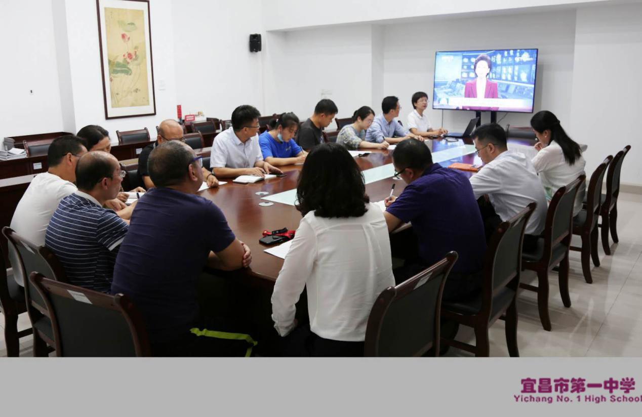 落实立德树人根本任务 努力把思政课越办越好