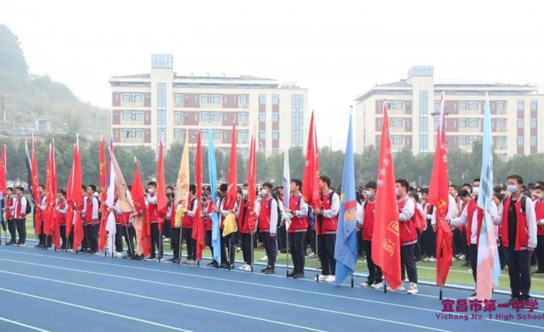 宜昌一中第十届阳光拉练百里行暨第二届合唱节活动感想系列报道（二）