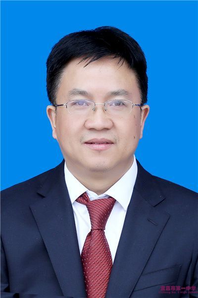 袁群老师个人简介