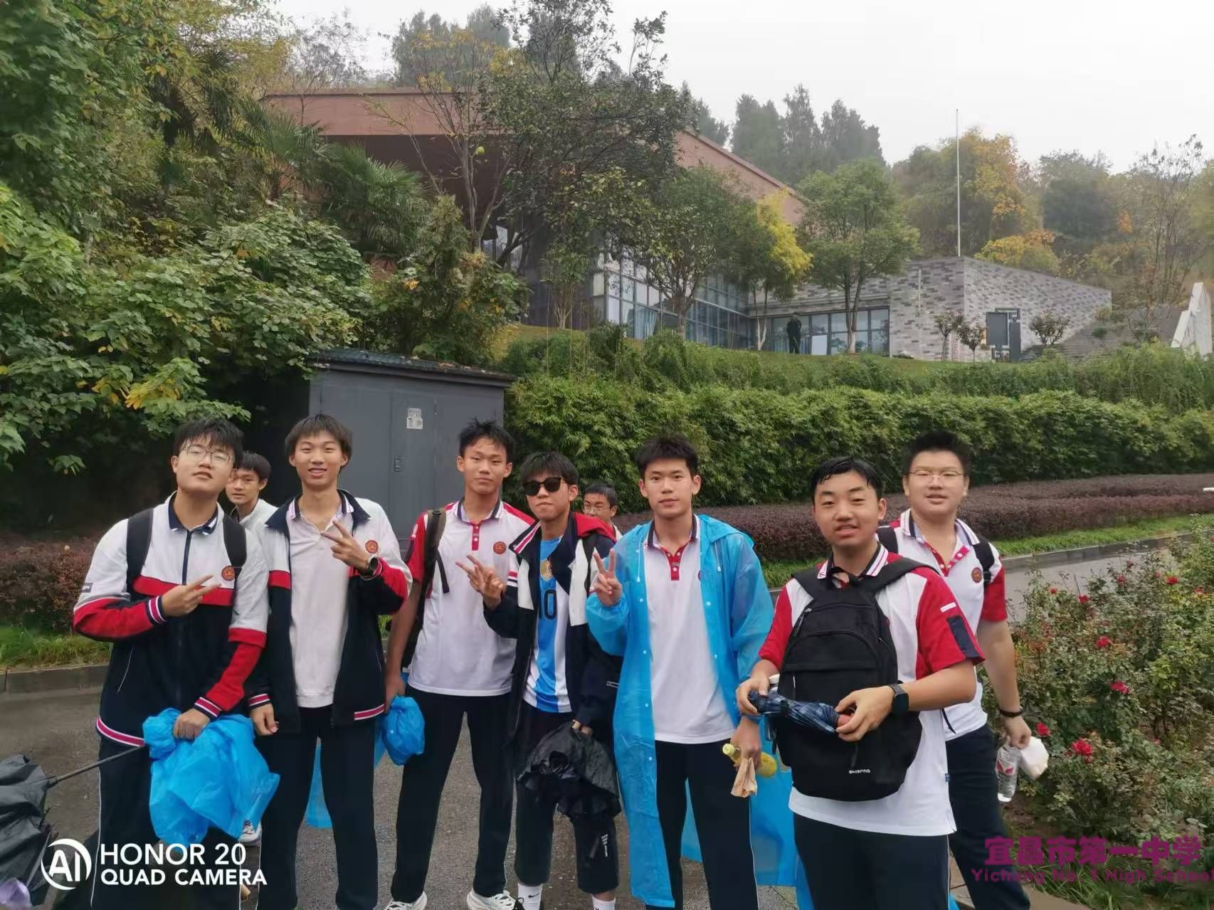 2024级学生阳光拉练百里行——大鹏一日同风起，扶摇直上九万里