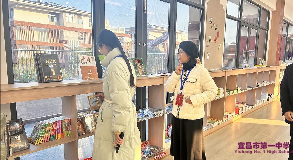 强化意识形态，共筑书香校园