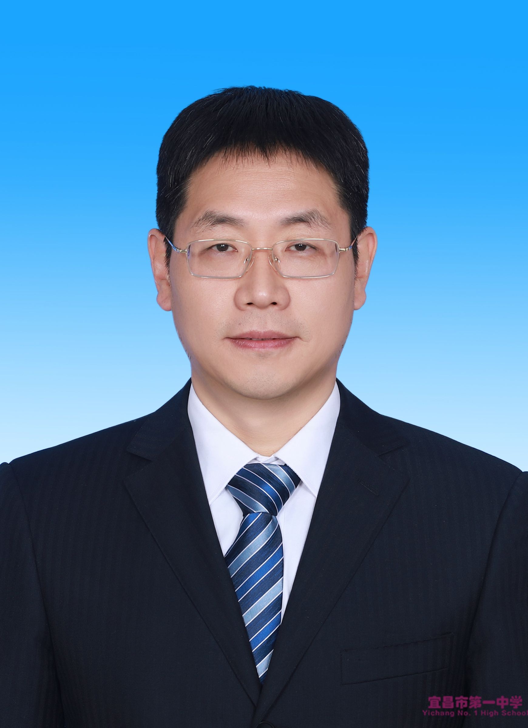 党委委员、副校长鲍同强老师简介